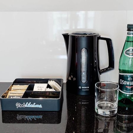 Rent Like Home - Oxygen Wronia 45 II วอร์ซอ ภายนอก รูปภาพ