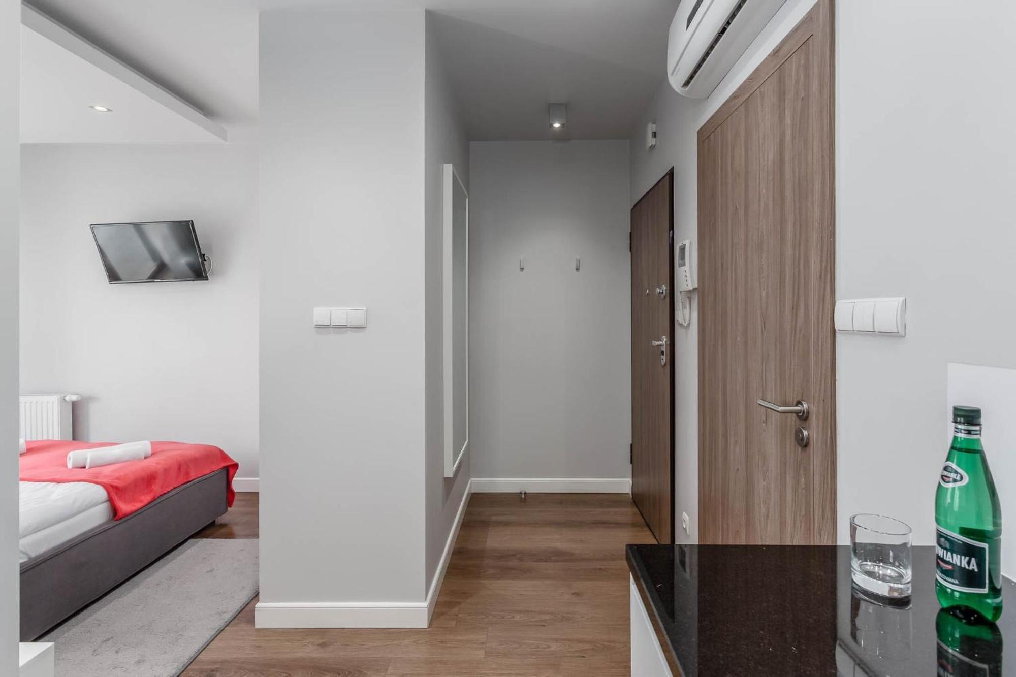 Rent Like Home - Oxygen Wronia 45 II วอร์ซอ ภายนอก รูปภาพ